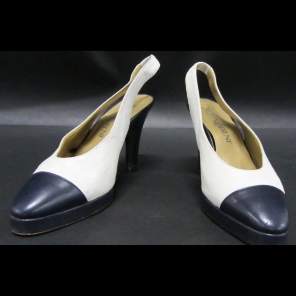 Saint Laurent heel close toe